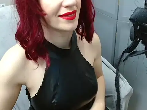 Snapshot of FetishLady89 chatting on October 16, 5:10 am FetishLady89 online show from October 16, 5:10 am