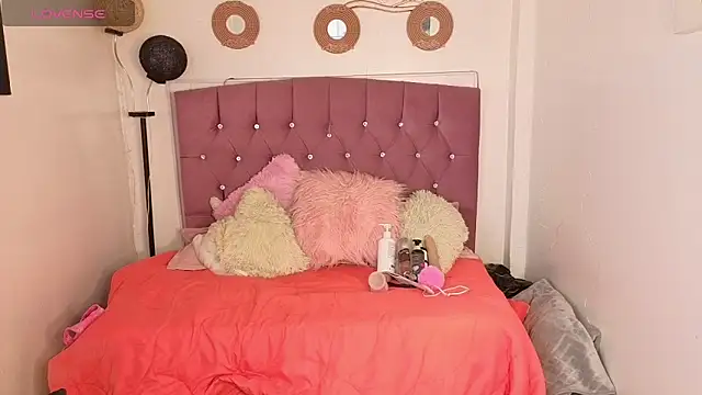 lizha milf online show from March 14, 11:06 pm