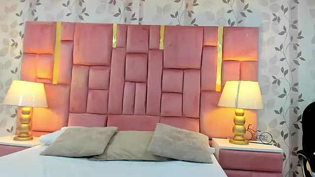 ArianaFranco online show from April 21, 2:24 pm