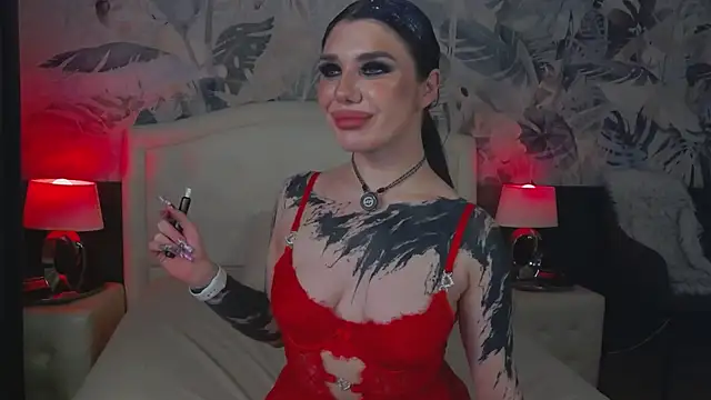 MaeveMoon online show from April 13, 8:20 pm