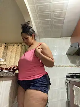 Carola-Ross online show from April 26, 3:32 pm