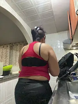 Carola-Ross online show from April 23, 7:27 pm