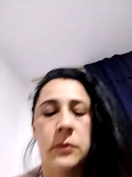 Snapshot of Alanna_11 chatting on October 7, 3:44 am Alanna 11 online show from October 7, 3:44 am