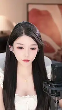 vv-77 online show from November 19, 6:30 pm