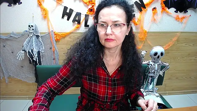 Miroslava Happi online show from October 31, 7:01 am