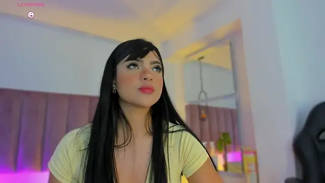 emmiily z online show from June 28, 3:02 am