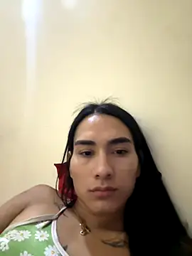 danna alvarez online show from November 3, 5:44 am