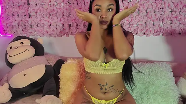 Lynda Bonnie online show from November 14, 12:38 pm