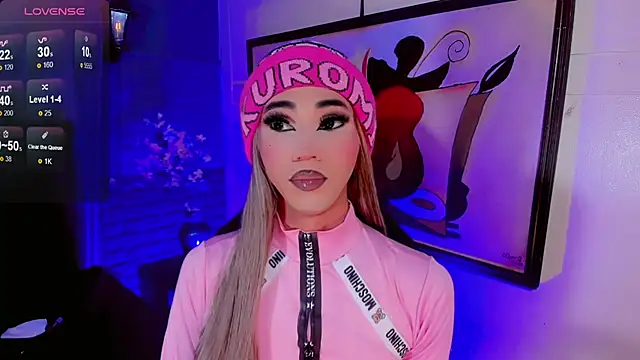 emelly horny  online show from April 22, 7:22 pm