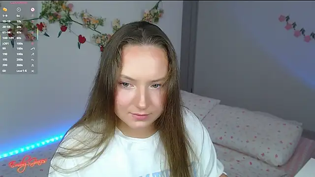 EmilyxxGraces online show from April 22, 9:34 pm