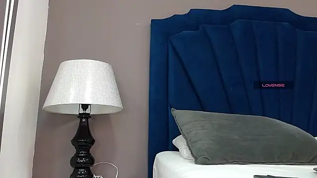 KatiaFosterr online show from November 1, 2:10 pm