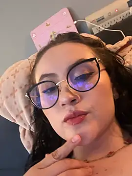 ValentinaOrtiz3 online show from July 16, 10:25 pm