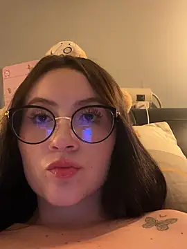 ValentinaOrtiz3 online show from June 23, 2:53 am