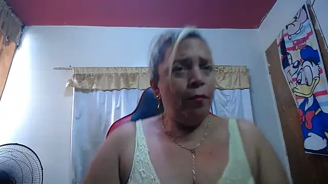 Snapshot of alina_maturehot chatting on September 11, 8:20 pm alina maturehot online show from September 11, 8:20 pm