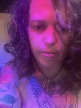 favoritestepsis online show from November 29, 5:50 pm