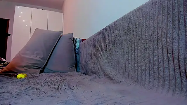 your Goddess Eva online show from April 18, 7:58 pm