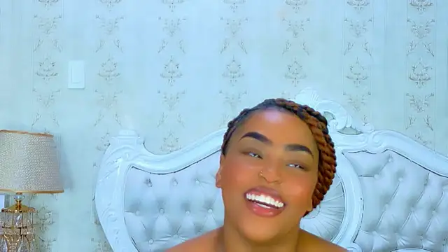 TianahGlow online show from March 11, 9:39 pm