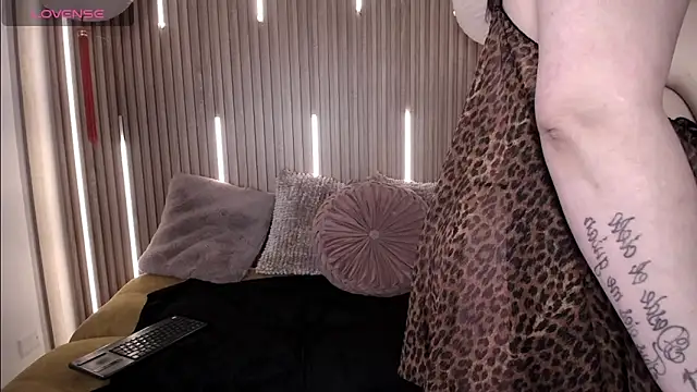 Stefy Harris online show from June 12, 3:36 am