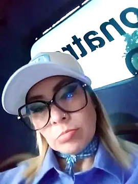 CandieGilson   online show from September 24, 10:58 am