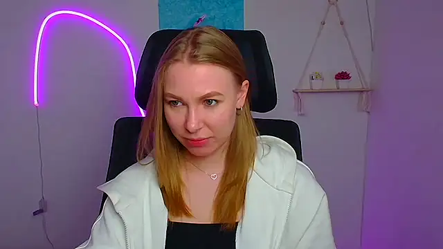 Dana flowers online show from April 18, 8:09 pm