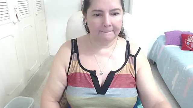 leonela 69 online show from April 21, 1:20 am