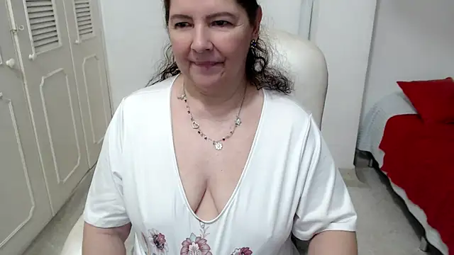 leonela 69 online show from June 11, 3:36 am