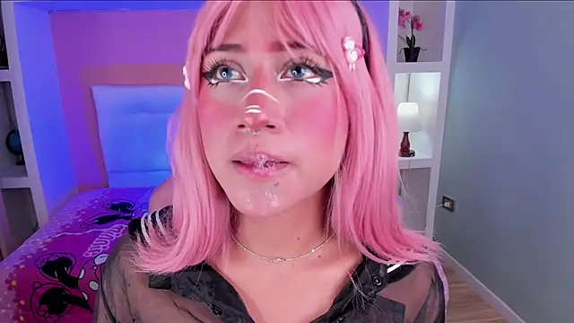 miss   megan online show from December 19, 2:38 am