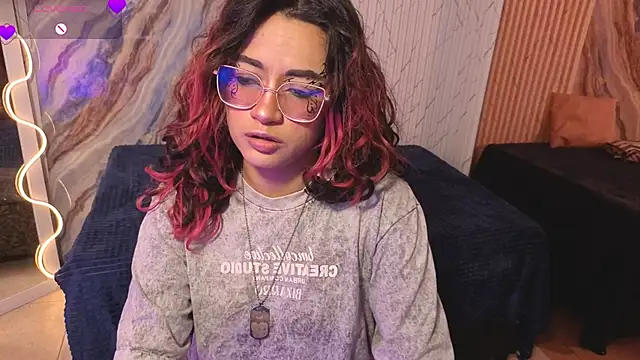 kristen tay online show from April 26, 3:04 am