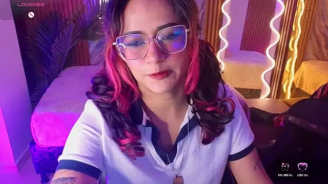 kristen tay online show from June 10, 3:06 am