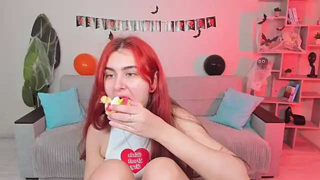 GabriellaMays online show from October 17, 5:21 am