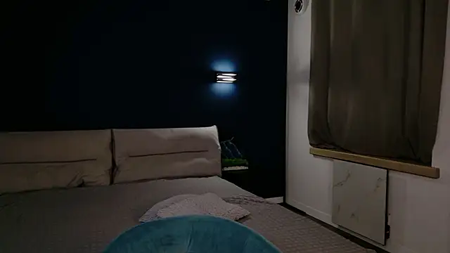 RaileReed online show from February 9, 5:04 pm