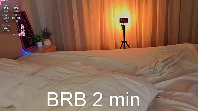 StacyWatts online show from April 22, 2:52 am