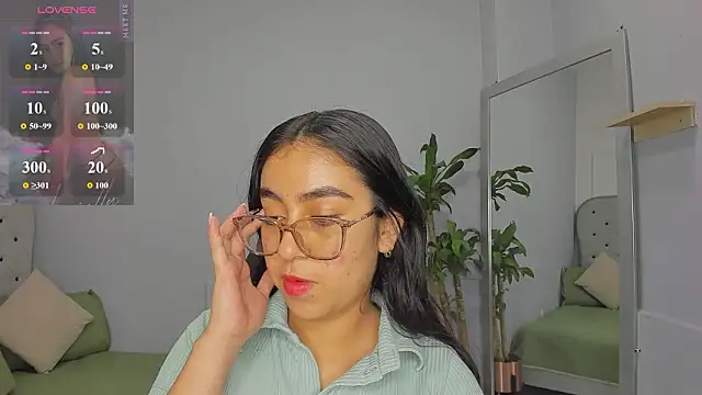 lucelly 15 online show from March 5, 12:12 pm