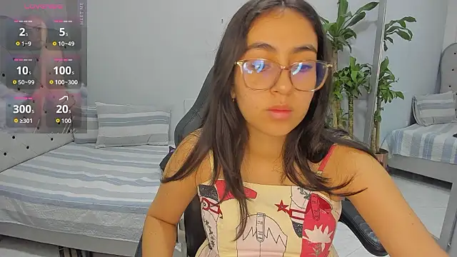 lucelly 15 online show from March 10, 11:47 am