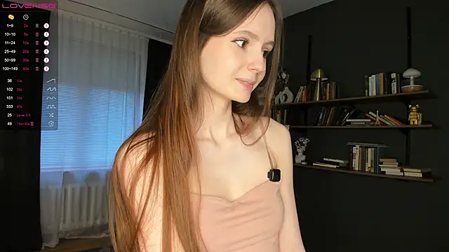 MarionSilver online show from April 25, 8:39 am