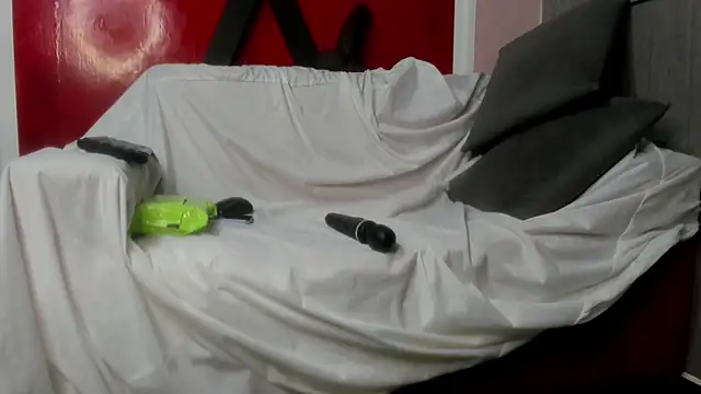 Snapshot of ebony_valentina chatting on September 20, 1:49 am ebony valentina online show from September 20, 1:49 am