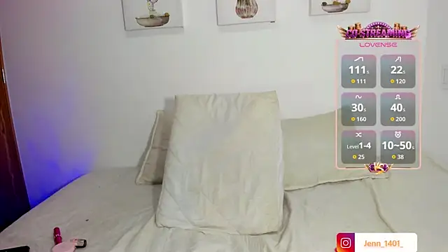 lizzy pink3 online show from June 14, 8:31 pm