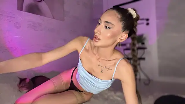 alissadreams online show from April 26, 3:10 pm