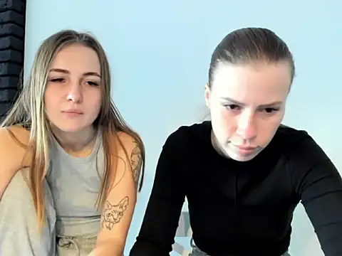 Snapshot of vikky_s1 chatting on October 6, 10:21 am vikky s1 online show from October 6, 10:21 am