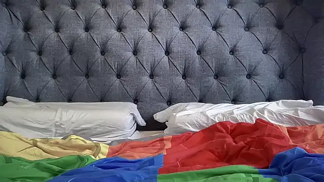 eatmypie69 online show from November 11, 12:02 pm