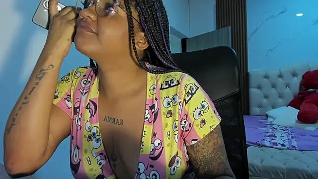 ZahraRose online show from December 15, 9:42 pm