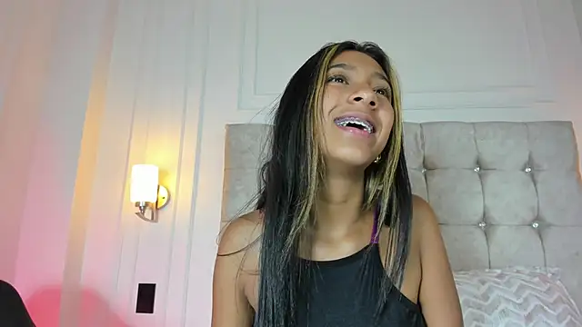 Snapshot of JasmineRoss_1 chatting on September 28, 12:17 am JasmineRoss 1 online show from September 28, 12:17 am