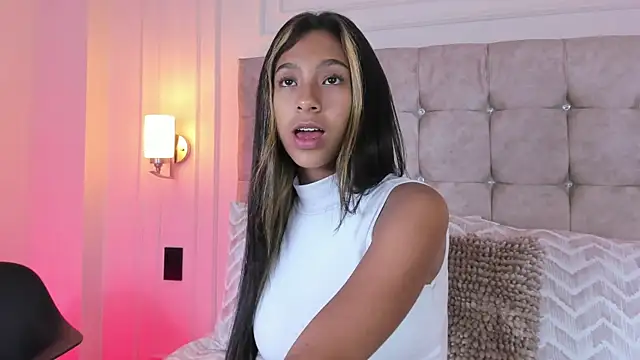 Snapshot of JasmineRoss_1 chatting on October 4, 7:07 pm JasmineRoss 1 online show from October 4, 7:07 pm