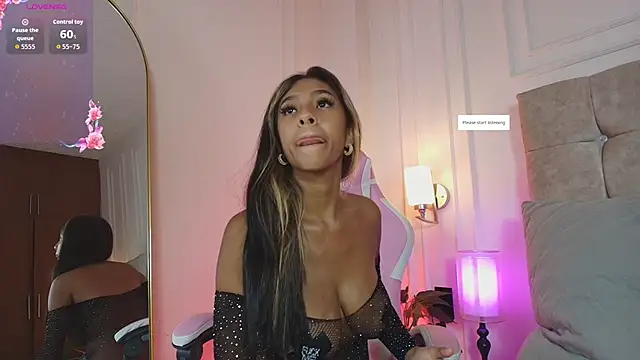 JasmineRoss 1 online show from June 9, 7:13 pm