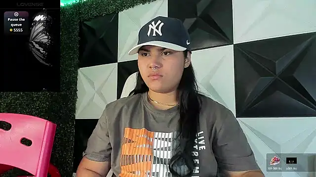 melany rouse18 online show from March 5, 3:57 am