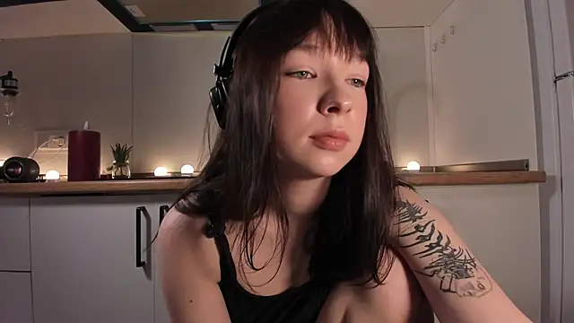 Sindy Juxx online show from February 23, 8:14 am