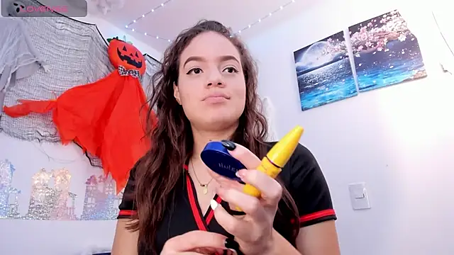 Baby Asshley online show from October 29, 5:15 pm