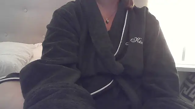 Snapshot of sizha6 chatting on September 26, 8:34 am sizha6 online show from September 26, 8:34 am