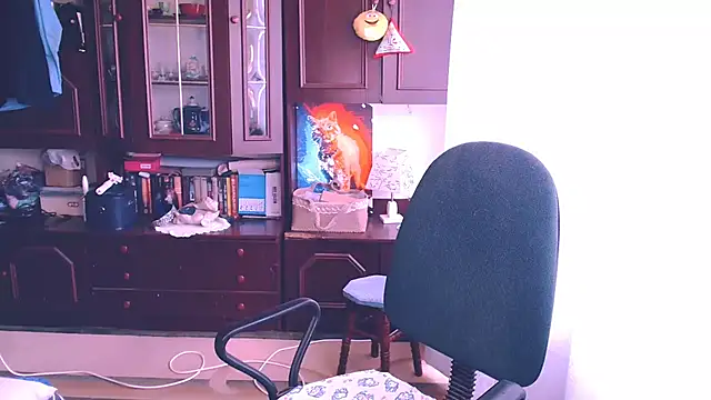 FlowerButterf online show from April 22, 5:37 am