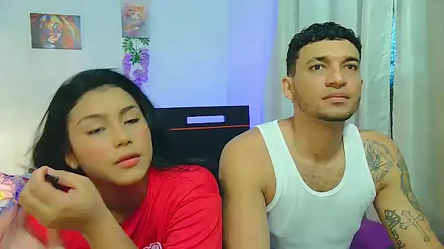 Snapshot of Reina_paola chatting on September 15, 2:03 pm Reina paola online show from September 15, 2:03 pm